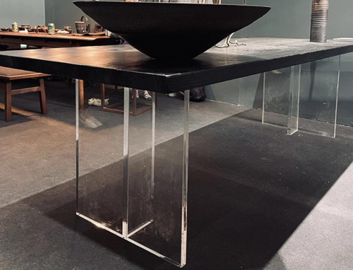 亞克力板與鋼化玻璃板有什么區別？